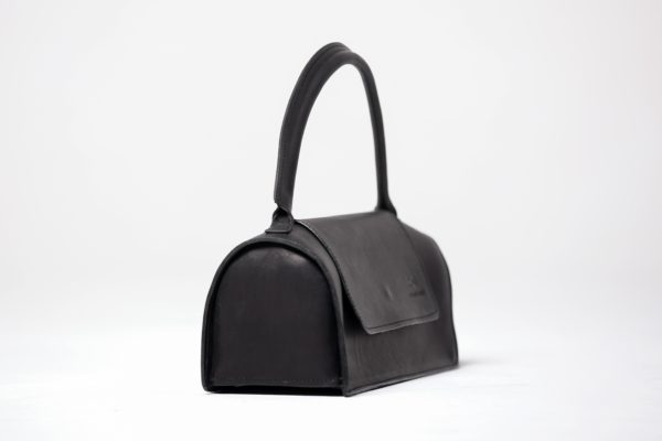 garda-black_2