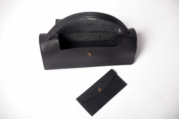 garda_black_4
